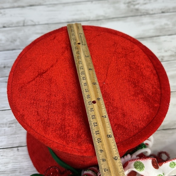 CHRISTMAS TREE TOPPER Red Top Hat elf legs sticking out - Picture 7 of 10